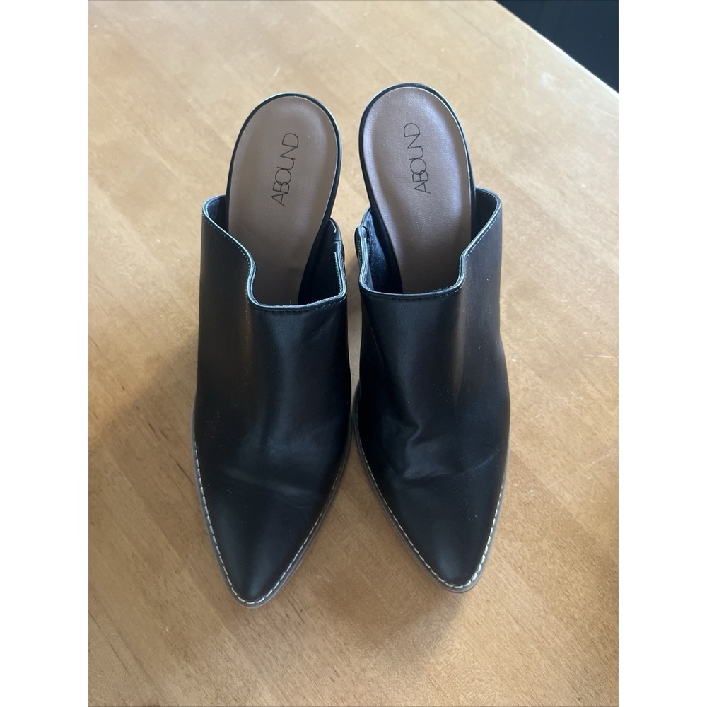 Abound Pointed Toe Black Faux Leather Mules 8M Maya Block Heel Slip-On
